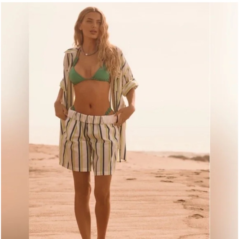 Anthropologie boxy Bermuda shorts, xsmall